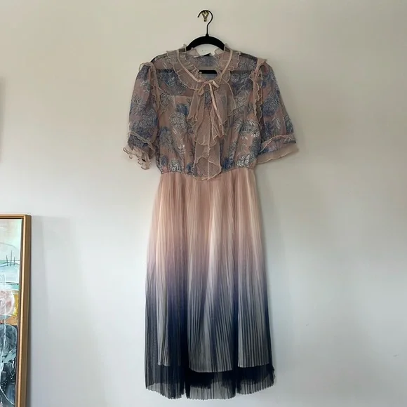 Chicwish- Floral Pleated Dress With Ruffle Detail - L - Picture 2 of 15